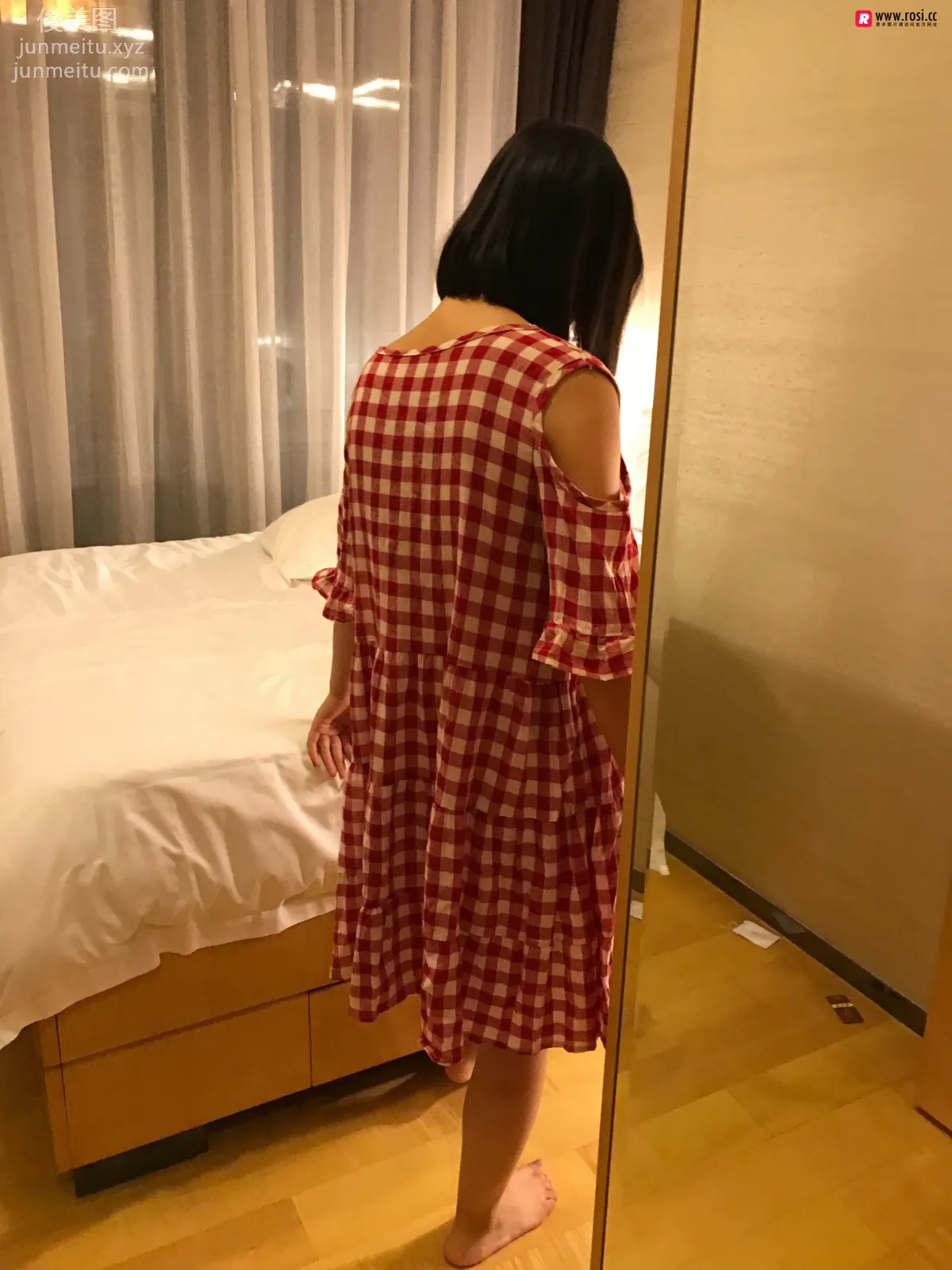 [ROSI写真] 2018.09.07 NO.2466 page 5