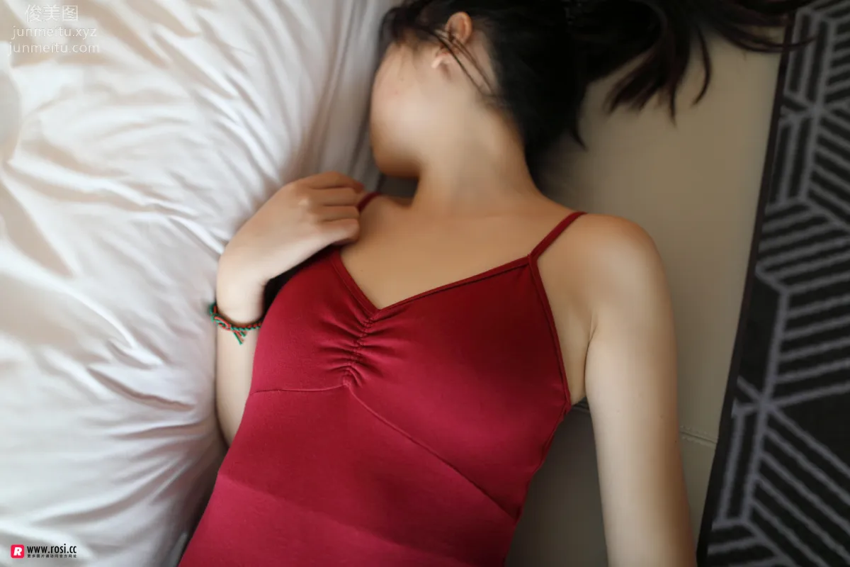 [ROSI写真] 2018.10.17 NO.2506 page 34