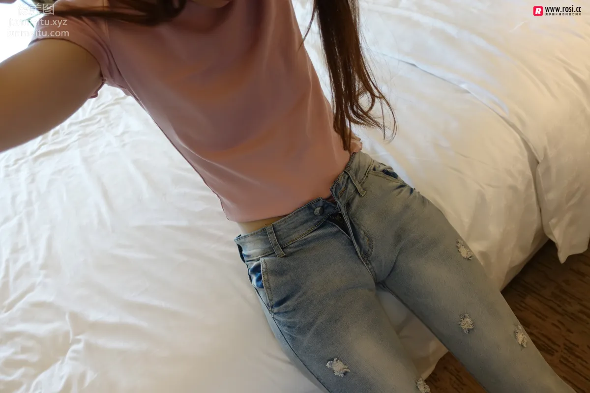 [ROSI写真] 2018.10.24 NO.2513 page 16