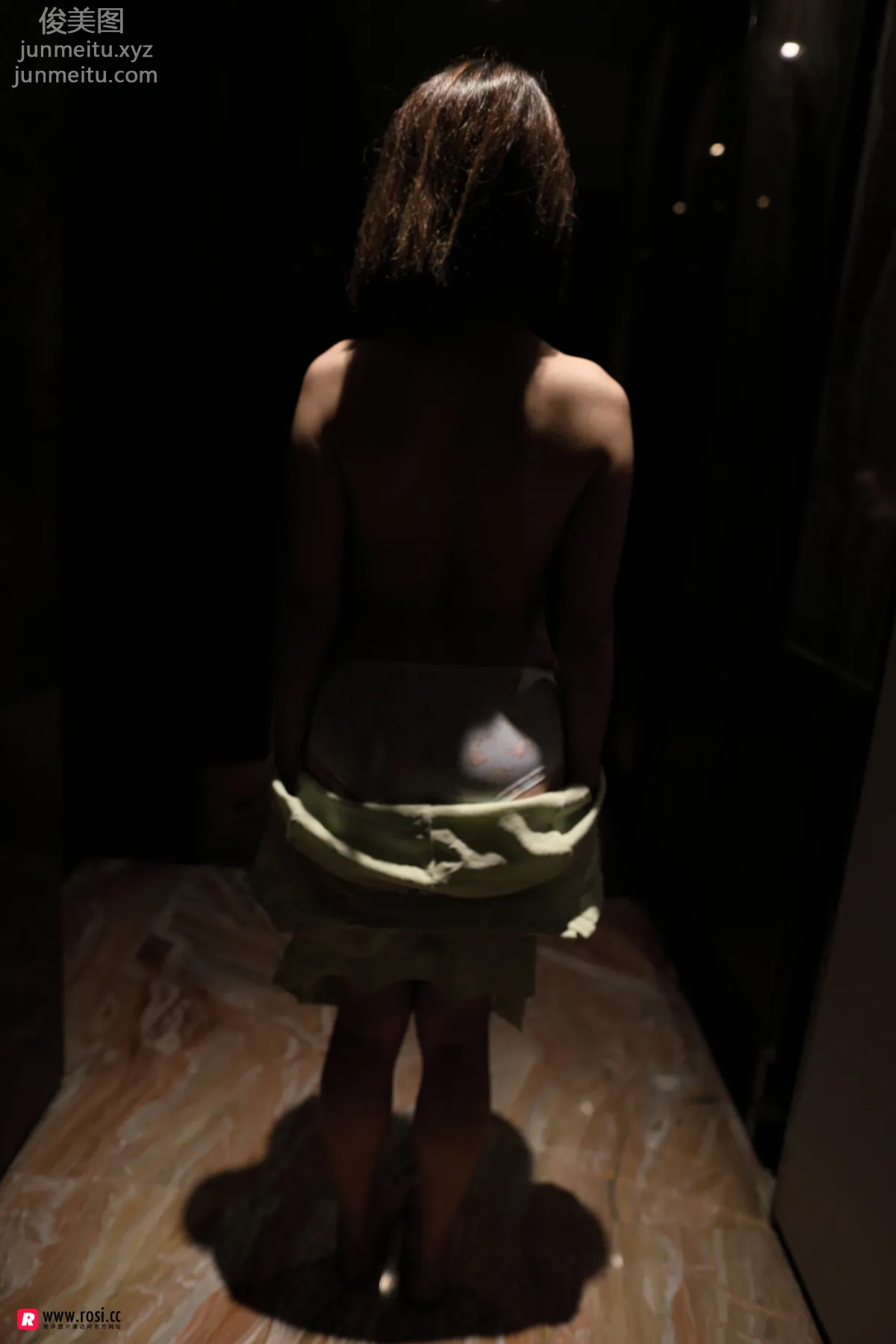 [ROSI写真] 2018.11.07 NO.2527 page 54