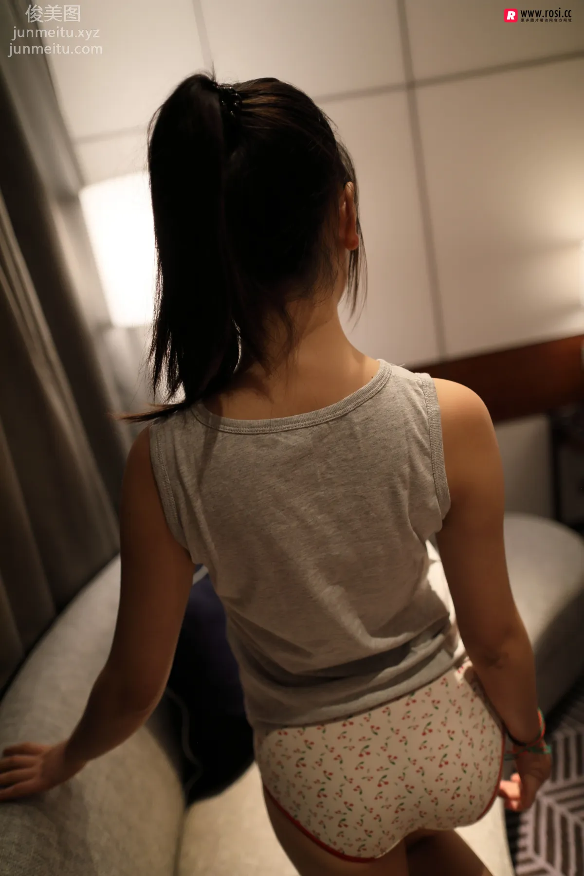 [ROSI写真] 2018.11.22 NO.2542 page 3