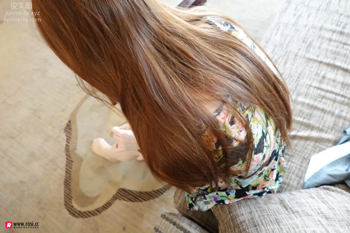 [ROSI写真] 2018.12.08 NO.2558 page 4