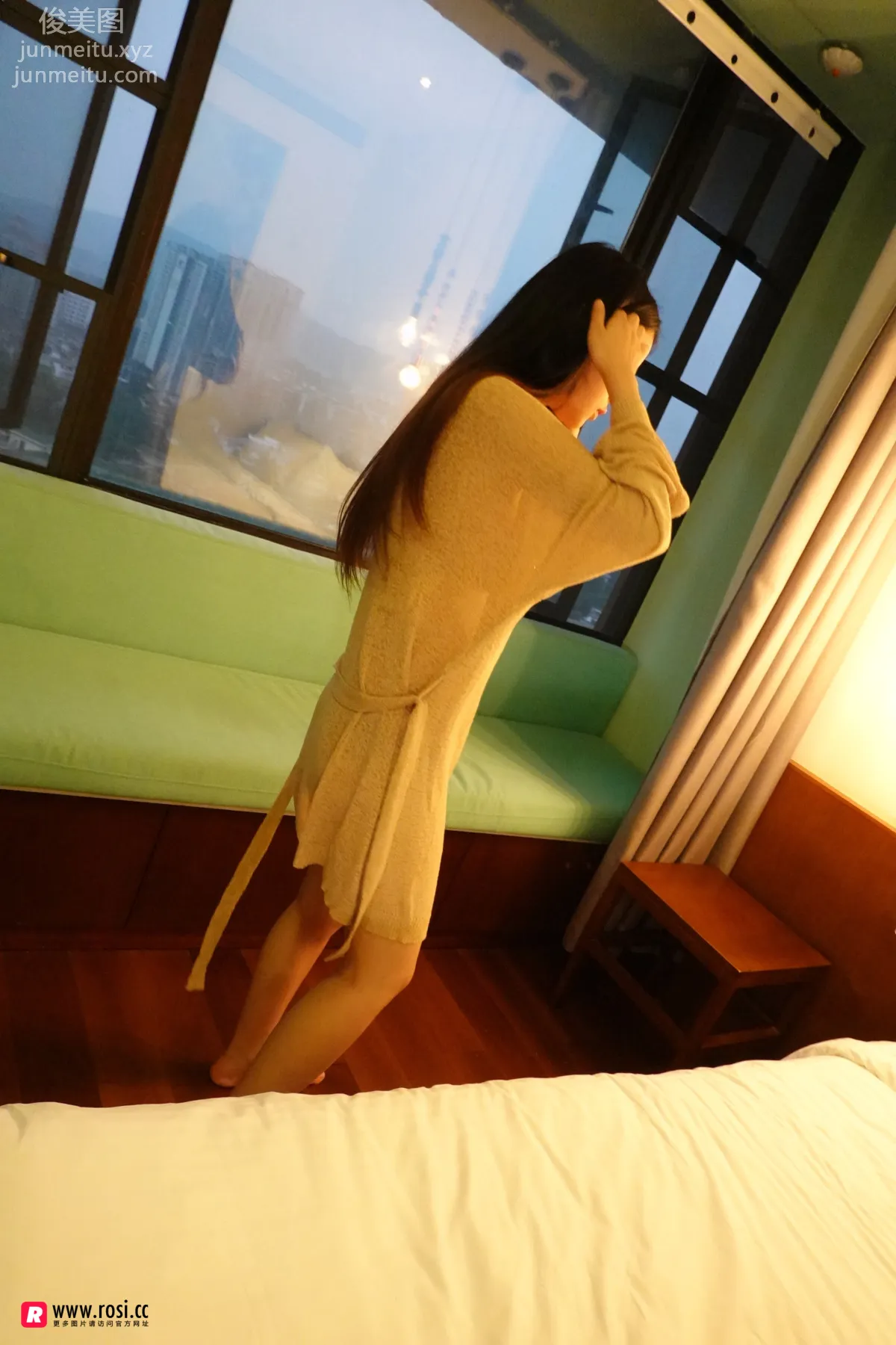 [ROSI写真] 2018.12.28 NO.2578 page 4