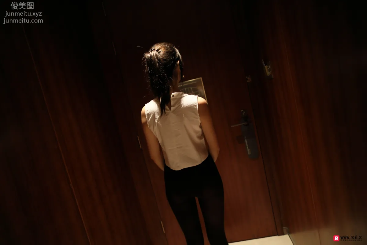 [ROSI写真] 2019.01.01 NO.2582 page 4