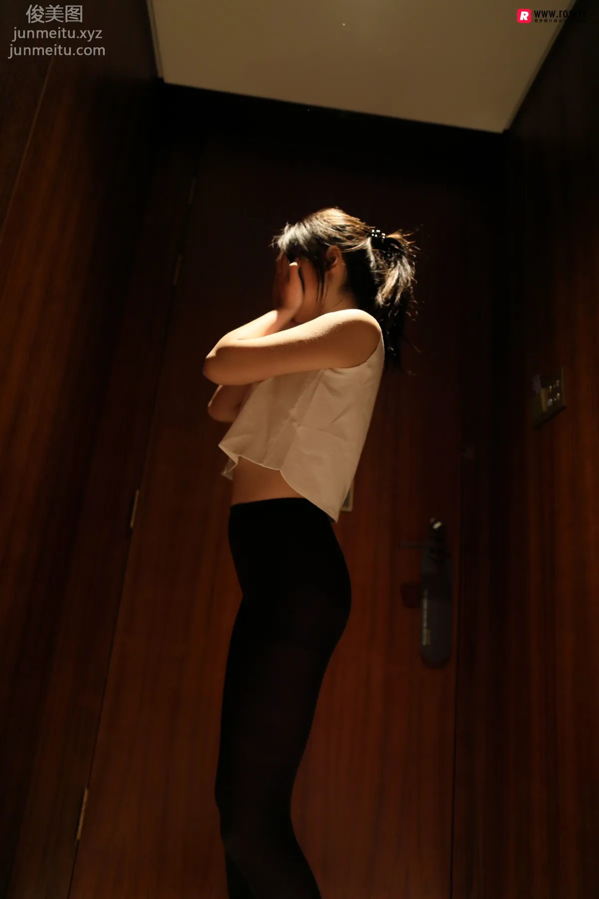 [ROSI写真] 2019.01.01 NO.2582 page 19