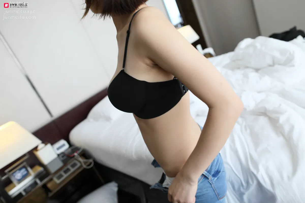 [ROSI写真] 2019.01.04 NO.2585 page 44
