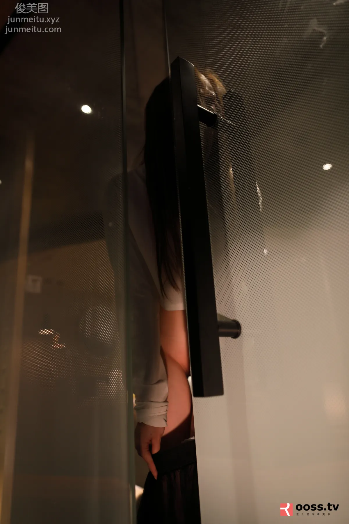[ROSI写真] 2019.04.21 NO.2692 page 53