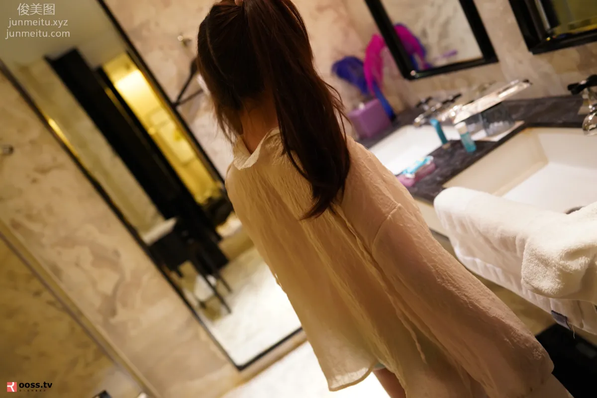 [ROSI写真] 2019.08.18 NO.2813 page 3