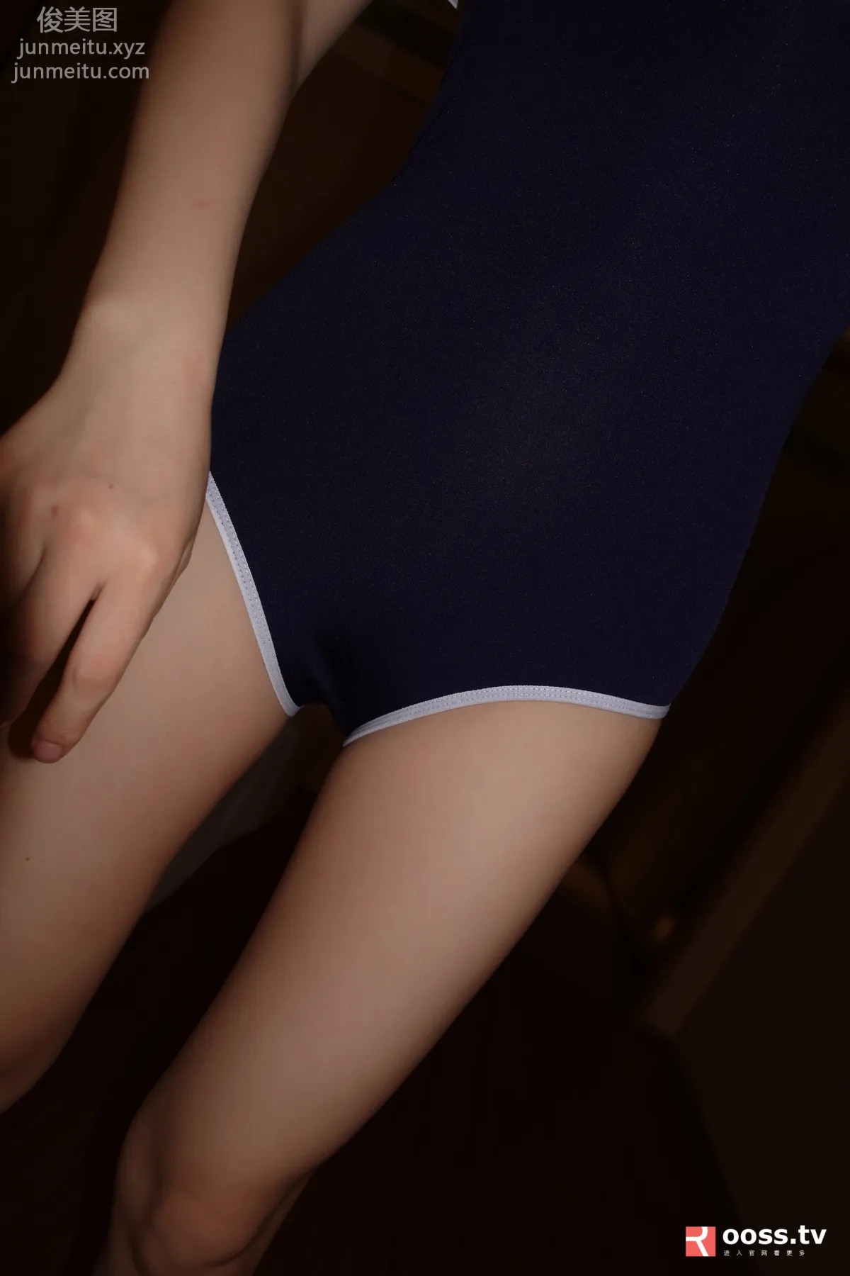 [ROSI写真] 2019.09.04 NO.2830 page 2