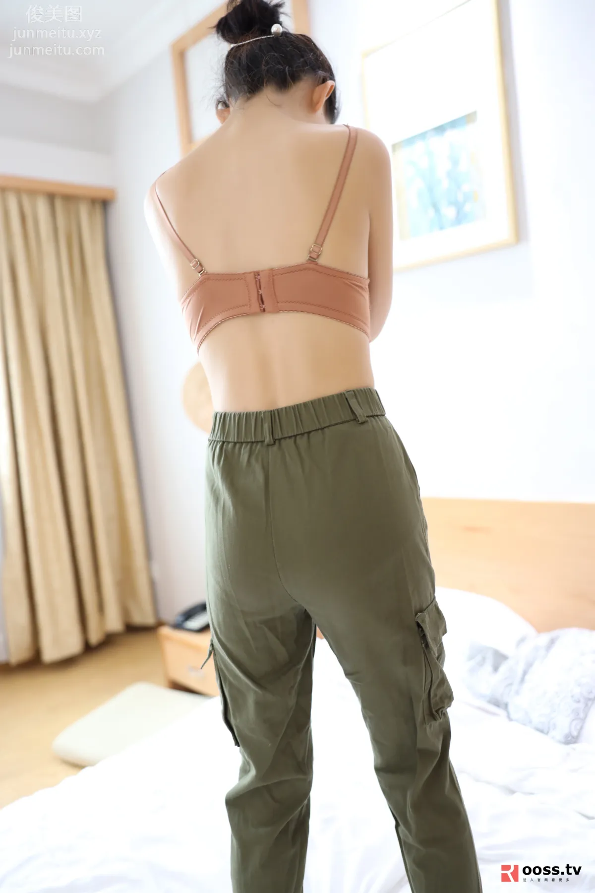 [ROSI写真] 2019.10.16 NO.2872 page 9