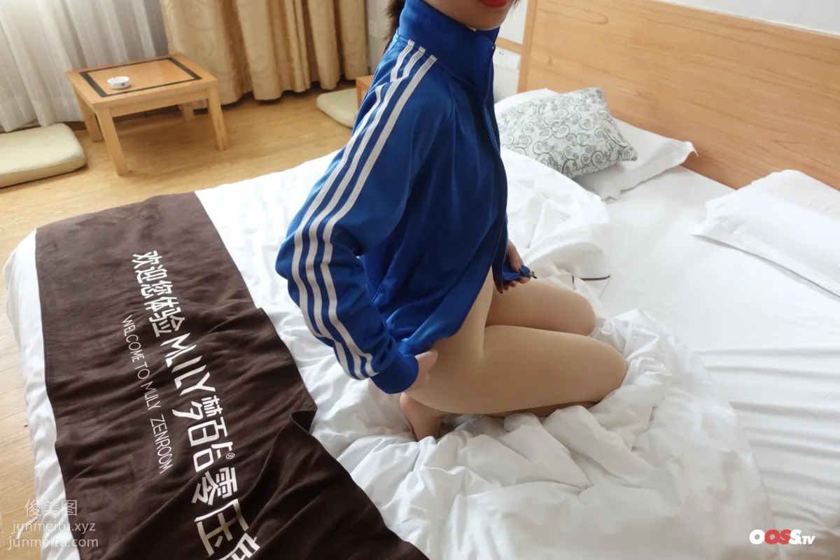 [ROSI写真]2020.12.08 NO.3291 page 2
