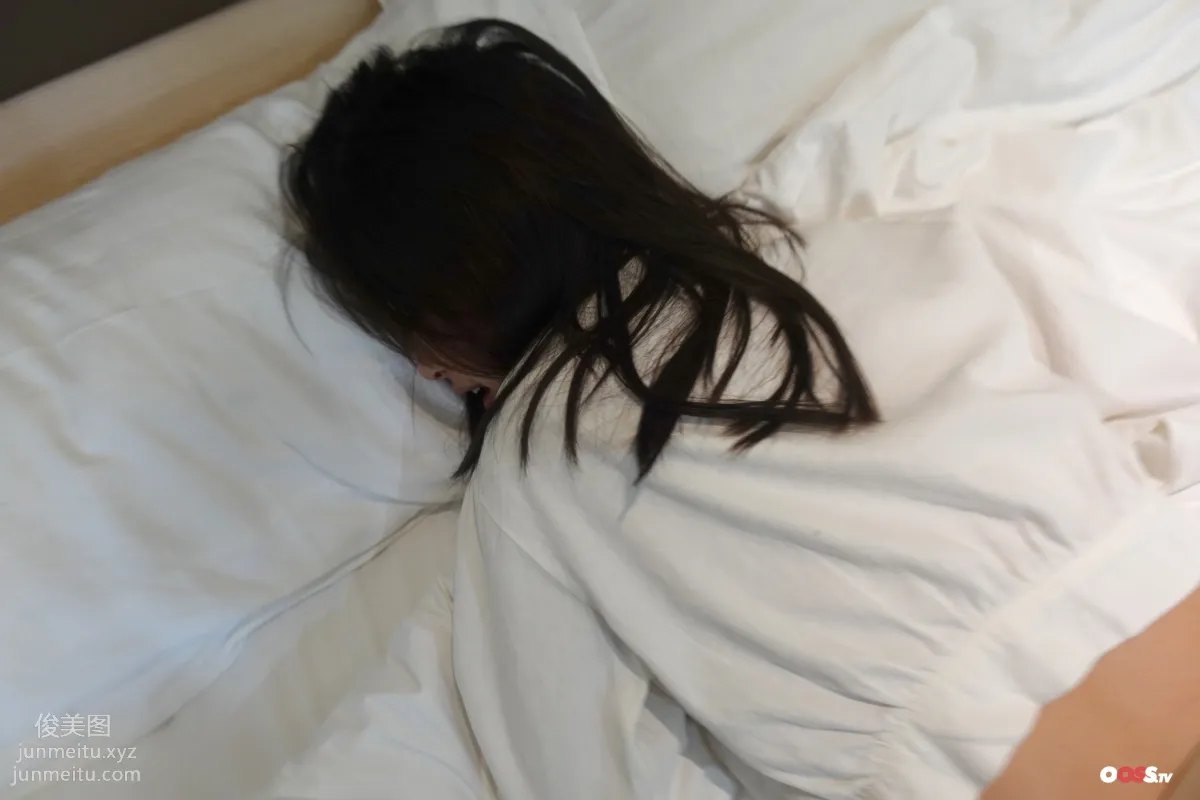 [ROSI写真]2021.01.11 NO.3325 page 2