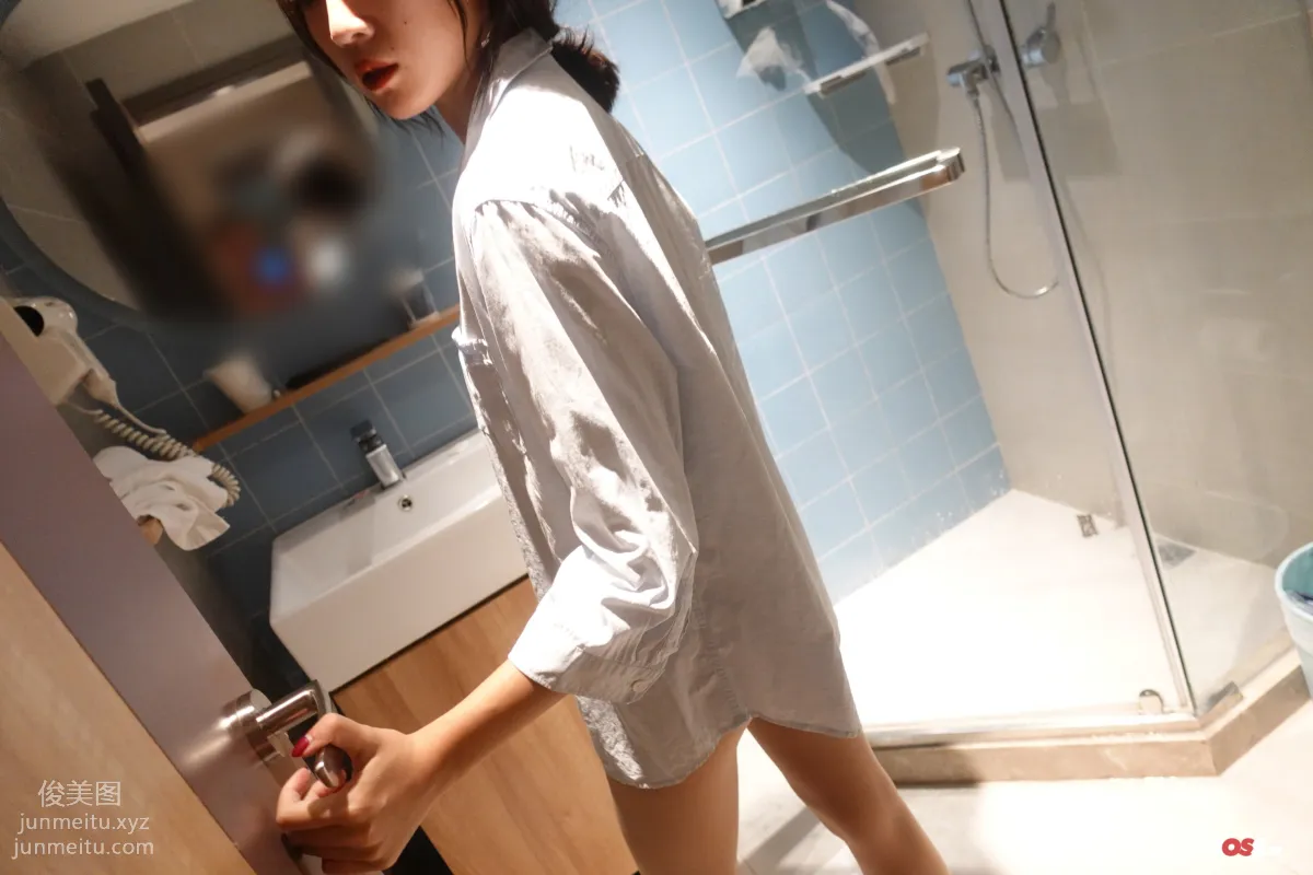 [ROSI写真]2021.01.17 NO.3331 page 2
