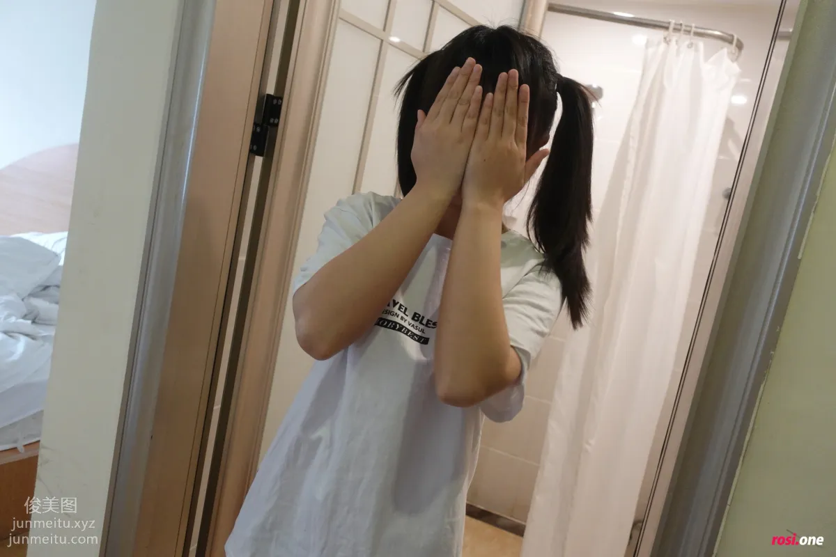 [ROSI写真]2021.06.09 NO.3474 page 2
