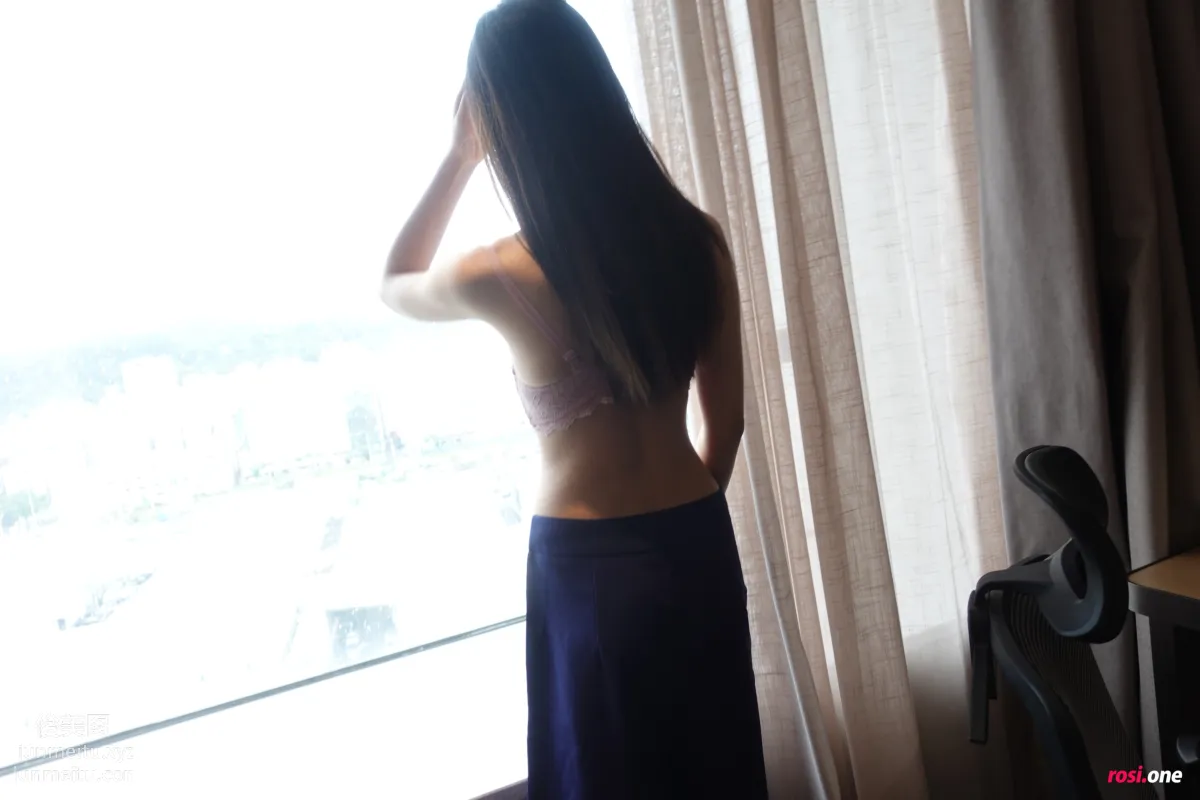 [ROSI写真]2021.08.31 NO.3557 page 3