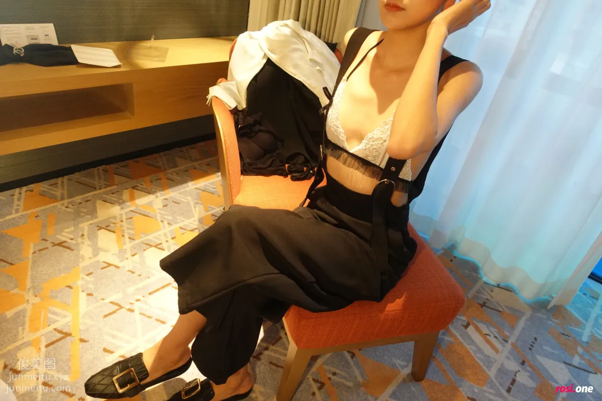[ROSI写真]2021.11.14 NO.3632 page 11