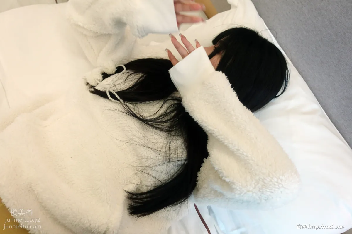 [ROSI写真]2021.12.31 NO.3679 page 75
