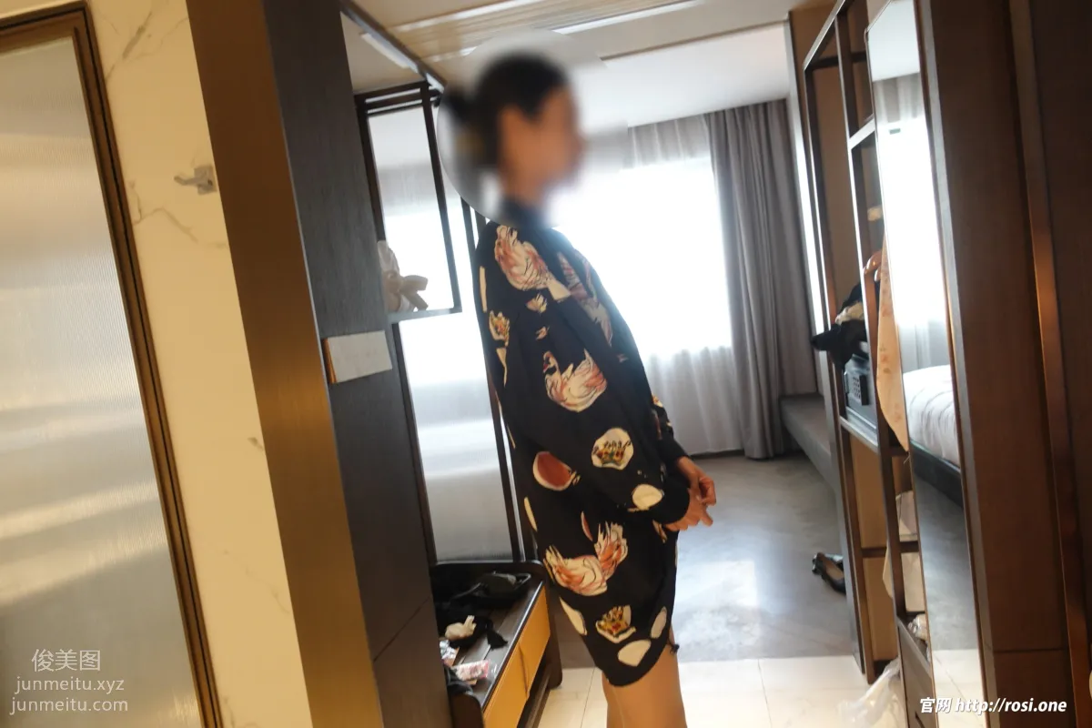 [ROSI写真]2022.01.14 NO.3693 page 4