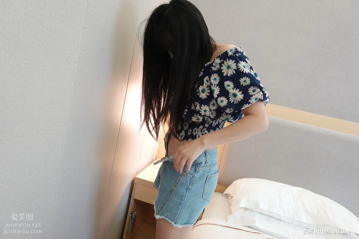 [ROSI写真]2022.01.25 NO.3704 page 24