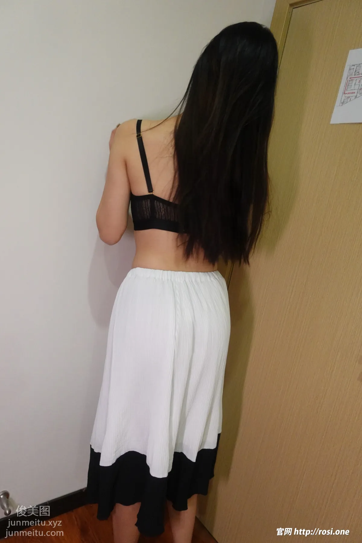 [ROSI写真]2022.01.28 NO.3707 page 4