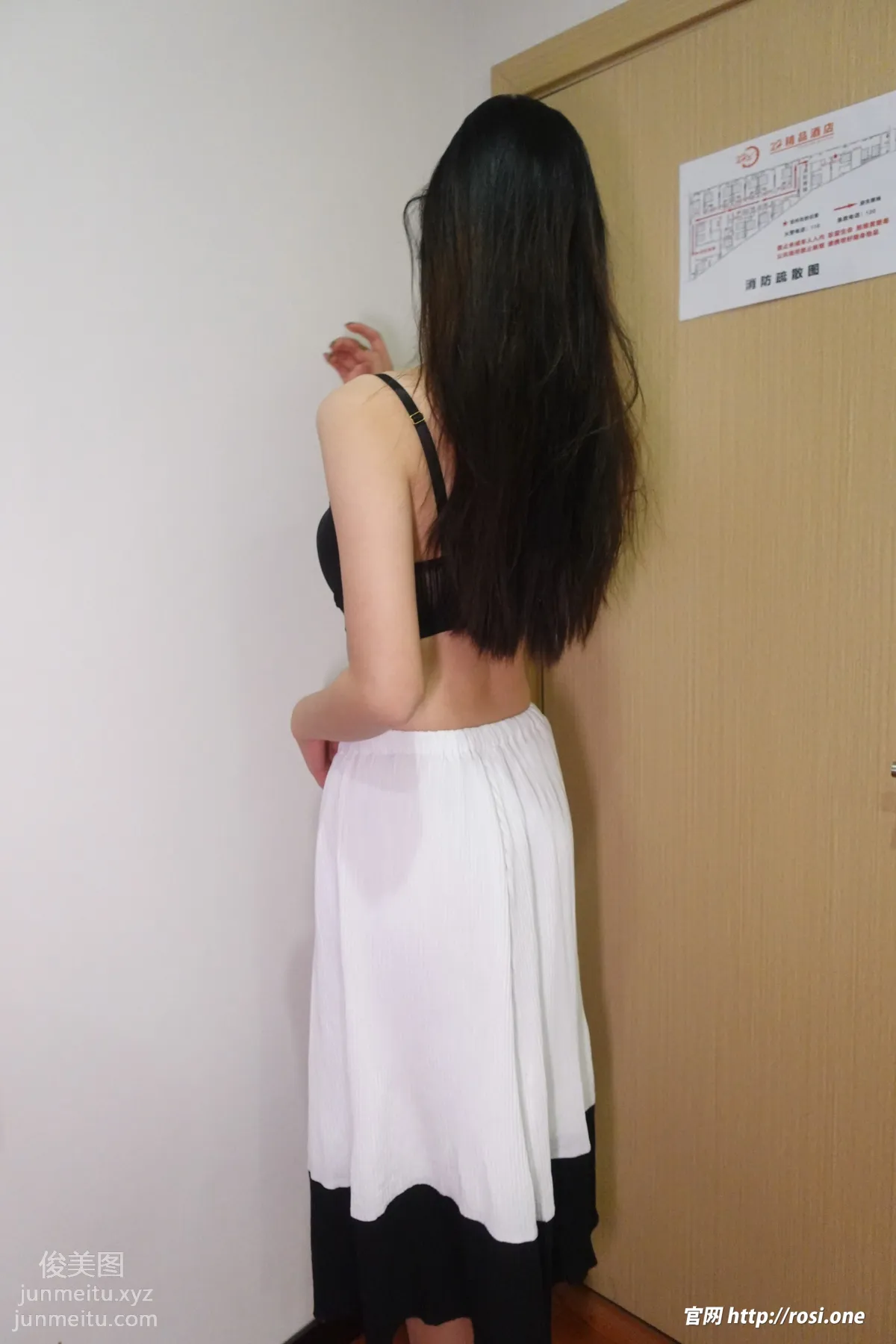 [ROSI写真]2022.01.28 NO.3707 page 52