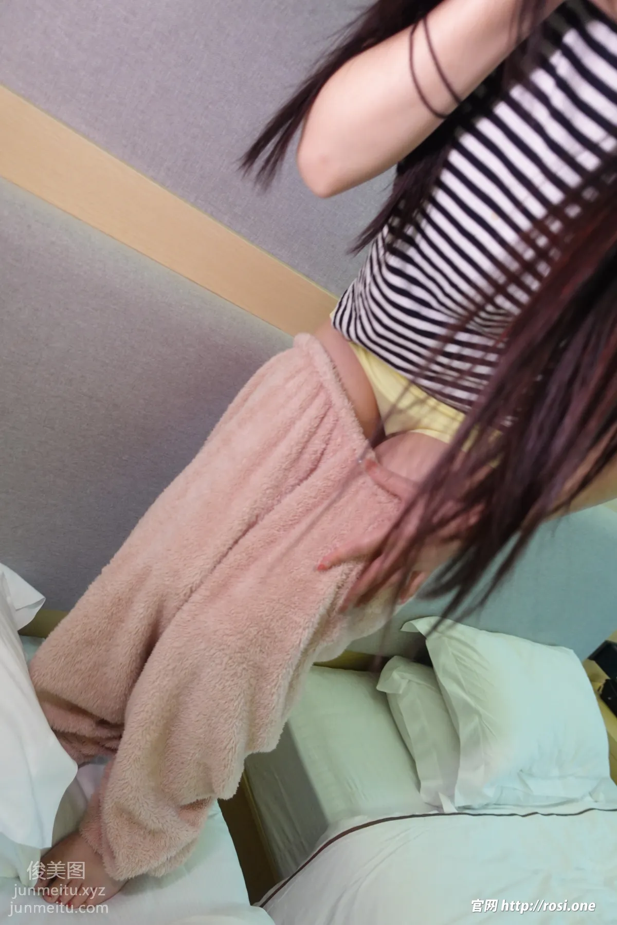 [ROSI写真]2022.02.23 NO.3733 page 36
