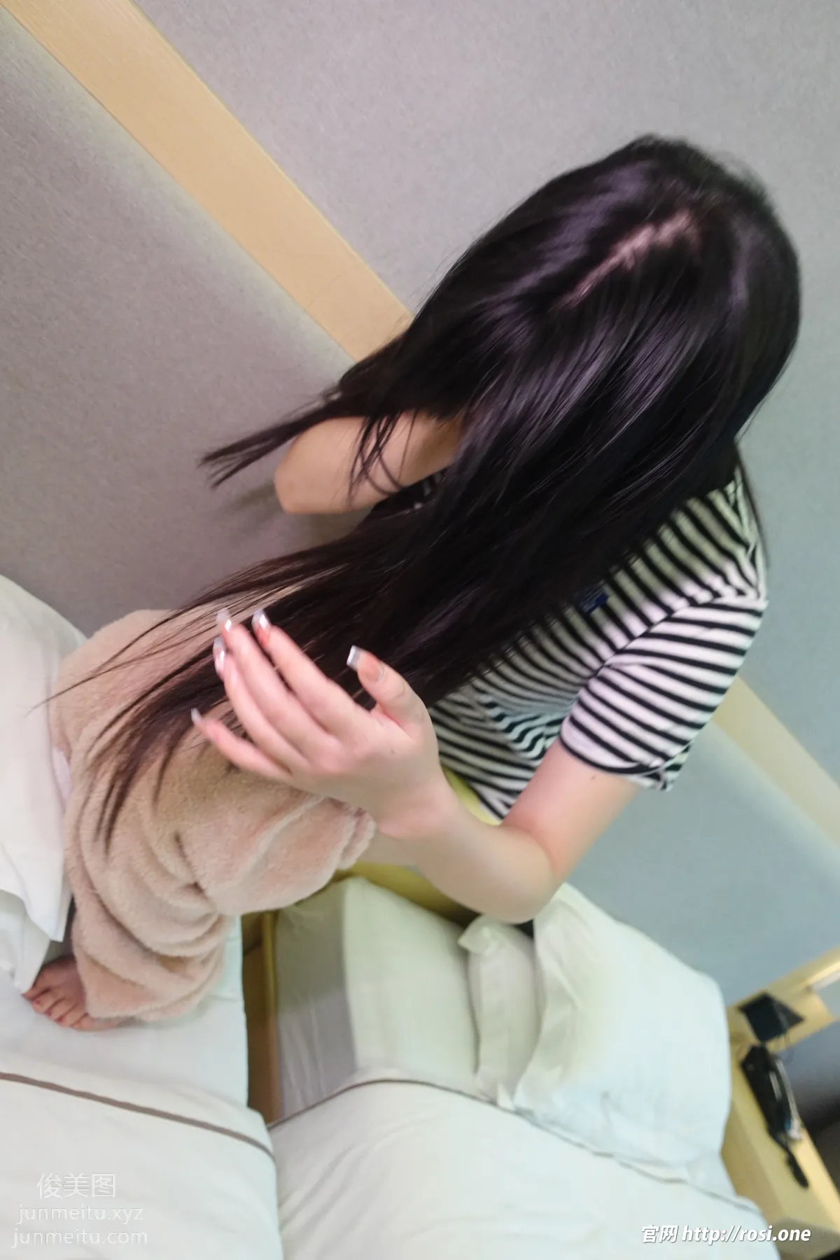 [ROSI写真]2022.02.23 NO.3733 page 37
