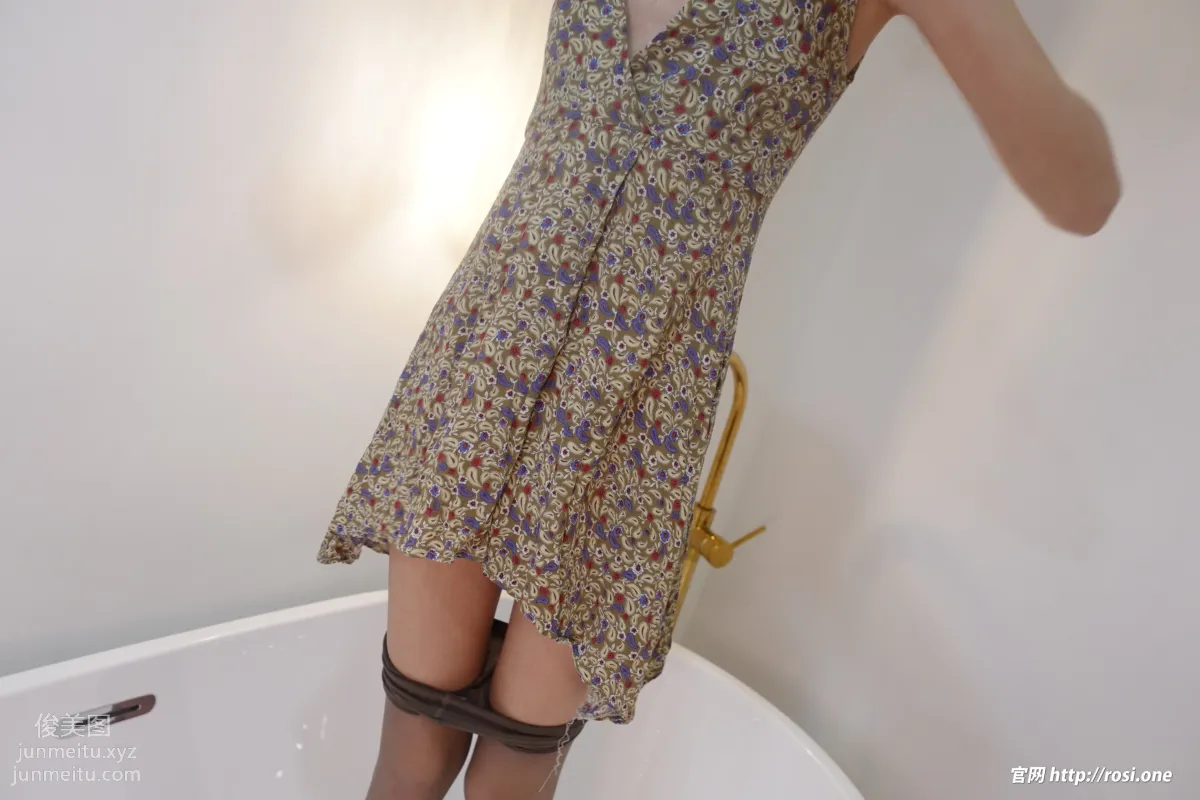 [ROSI写真]2022.02.26 NO.3736 page 43