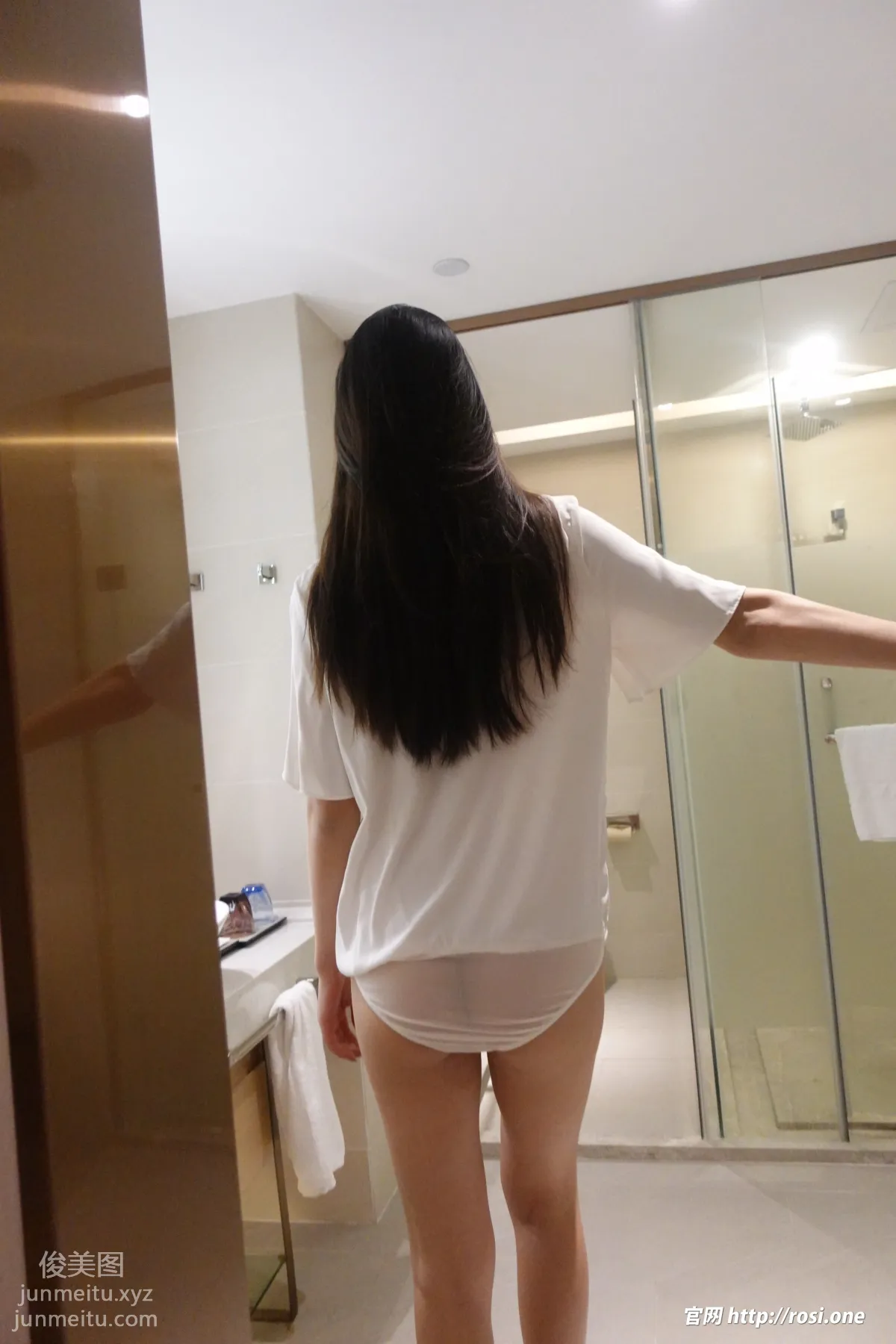 [ROSI写真]2022.03.06 NO.3744 page 25