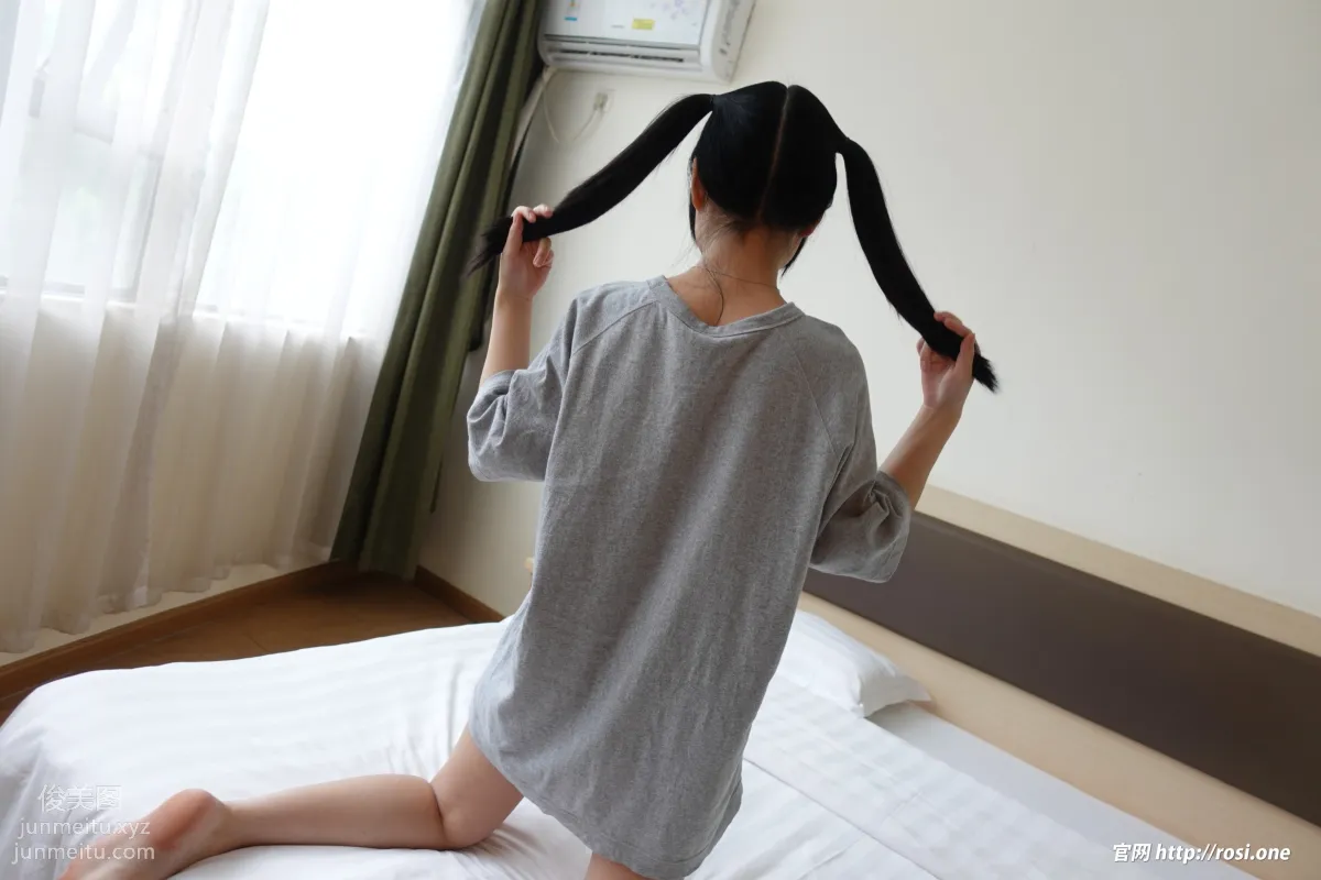 [ROSI写真]2022.03.22 NO.3760 page 2