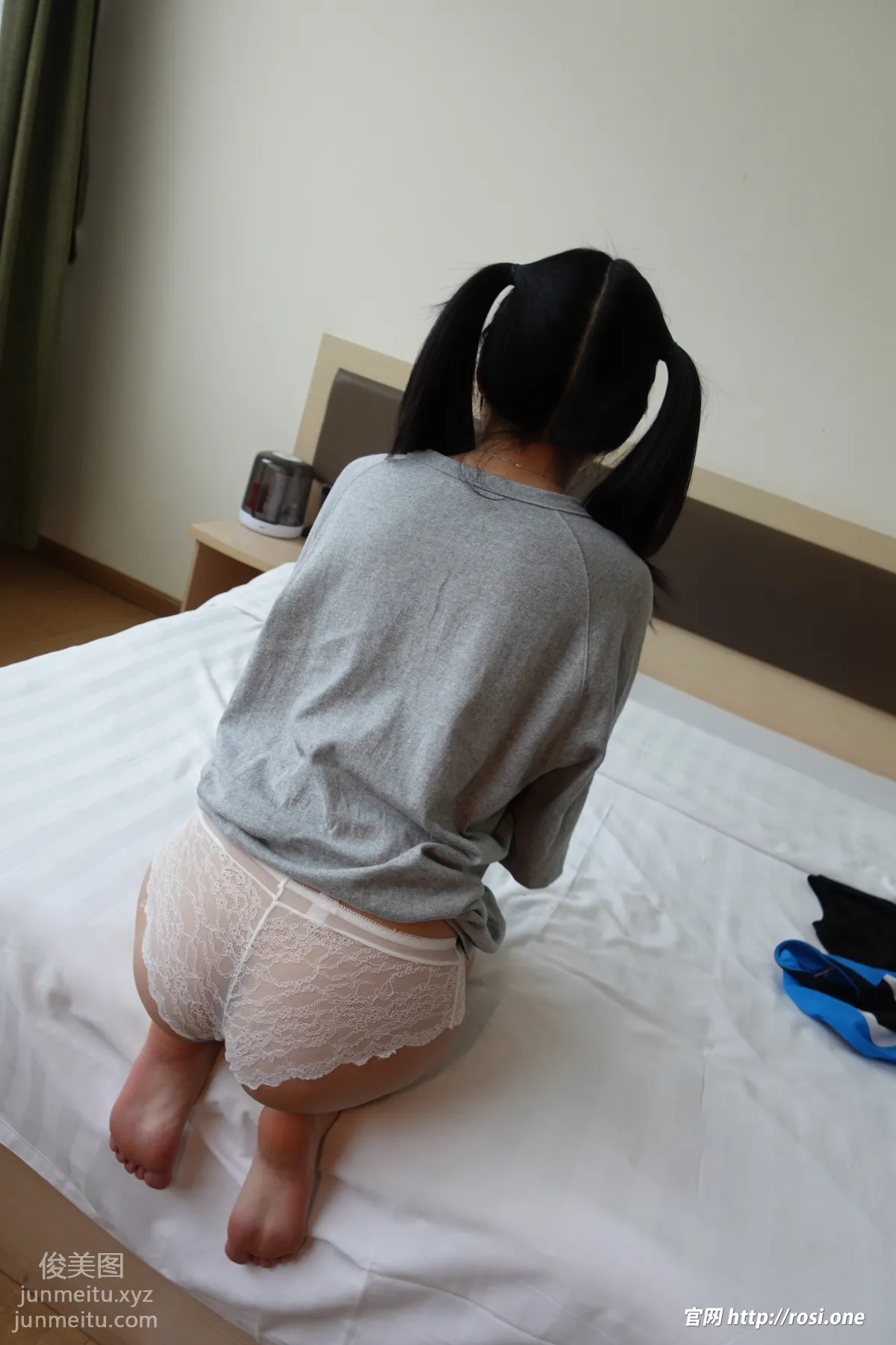 [ROSI写真]2022.03.22 NO.3760 page 24