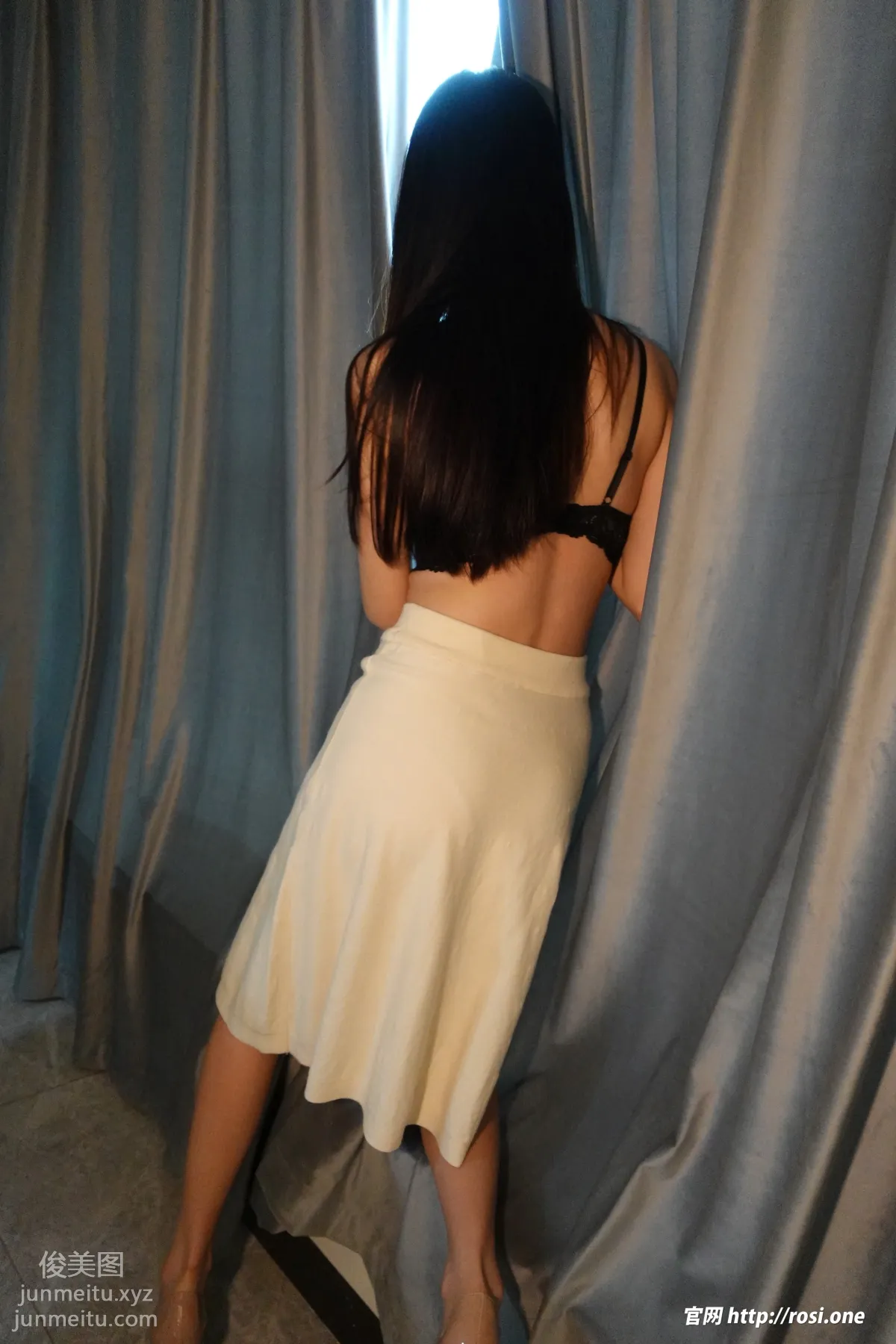 [ROSI写真]2022.06.11 NO.3841 page 49