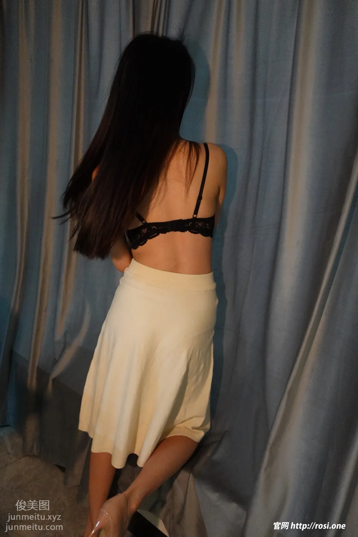 [ROSI写真]2022.06.11 NO.3841 page 53