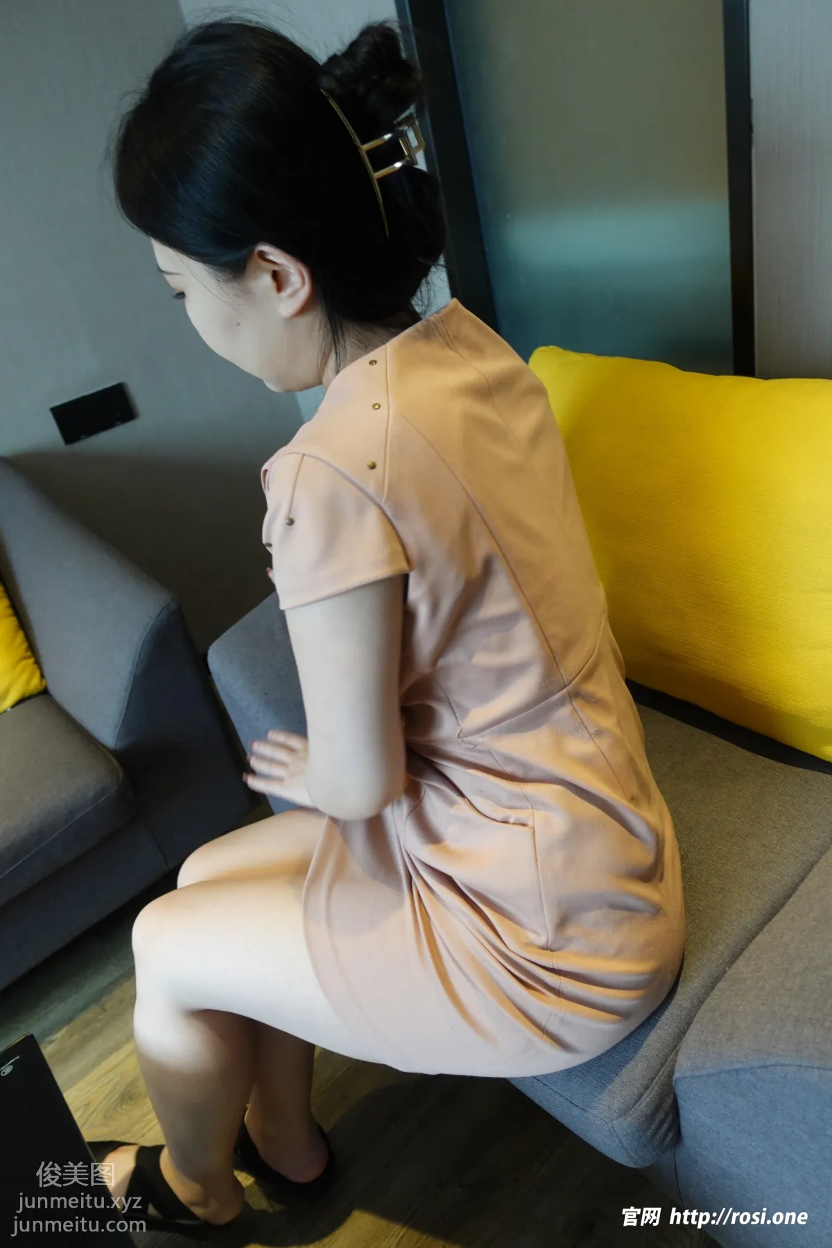 [ROSI写真]2022.09.13 NO.3935 page 33