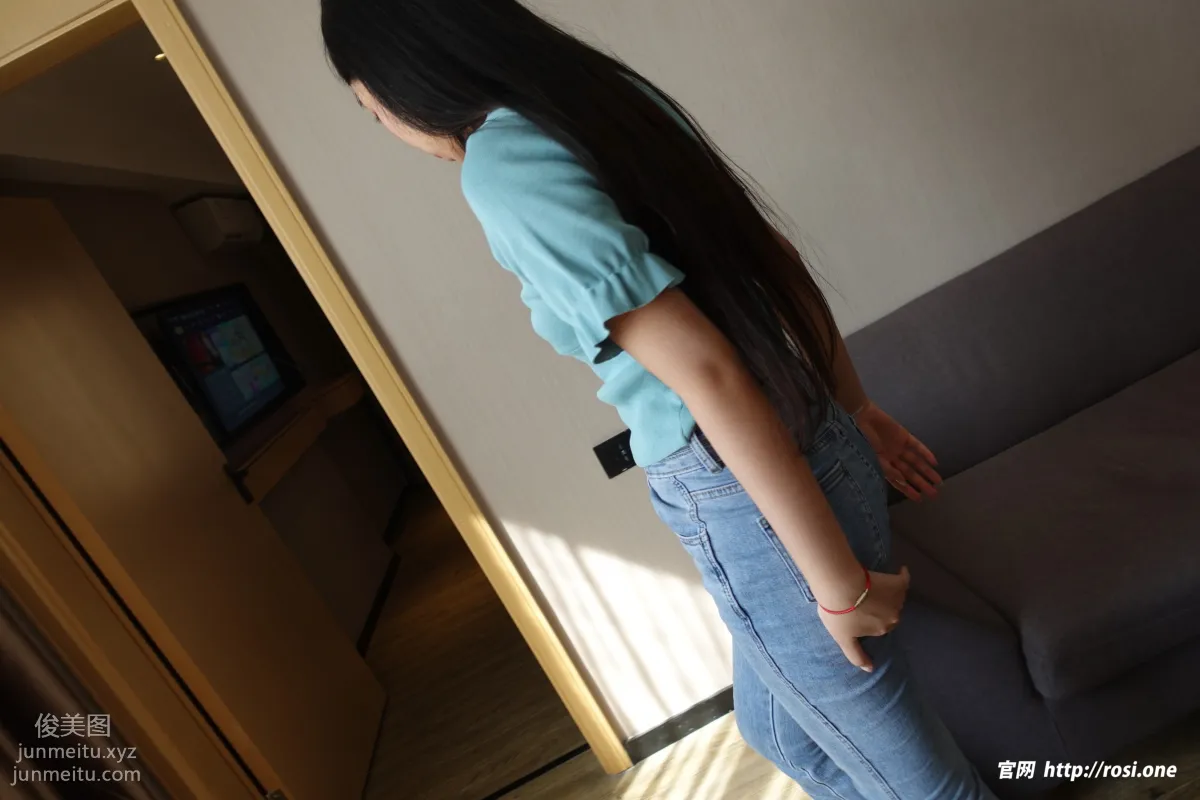 [ROSI写真]2022.10.03 NO.3955 page 3