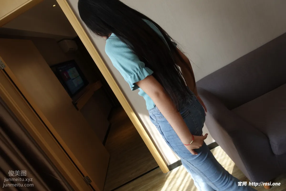 [ROSI写真]2022.10.03 NO.3955 page 4