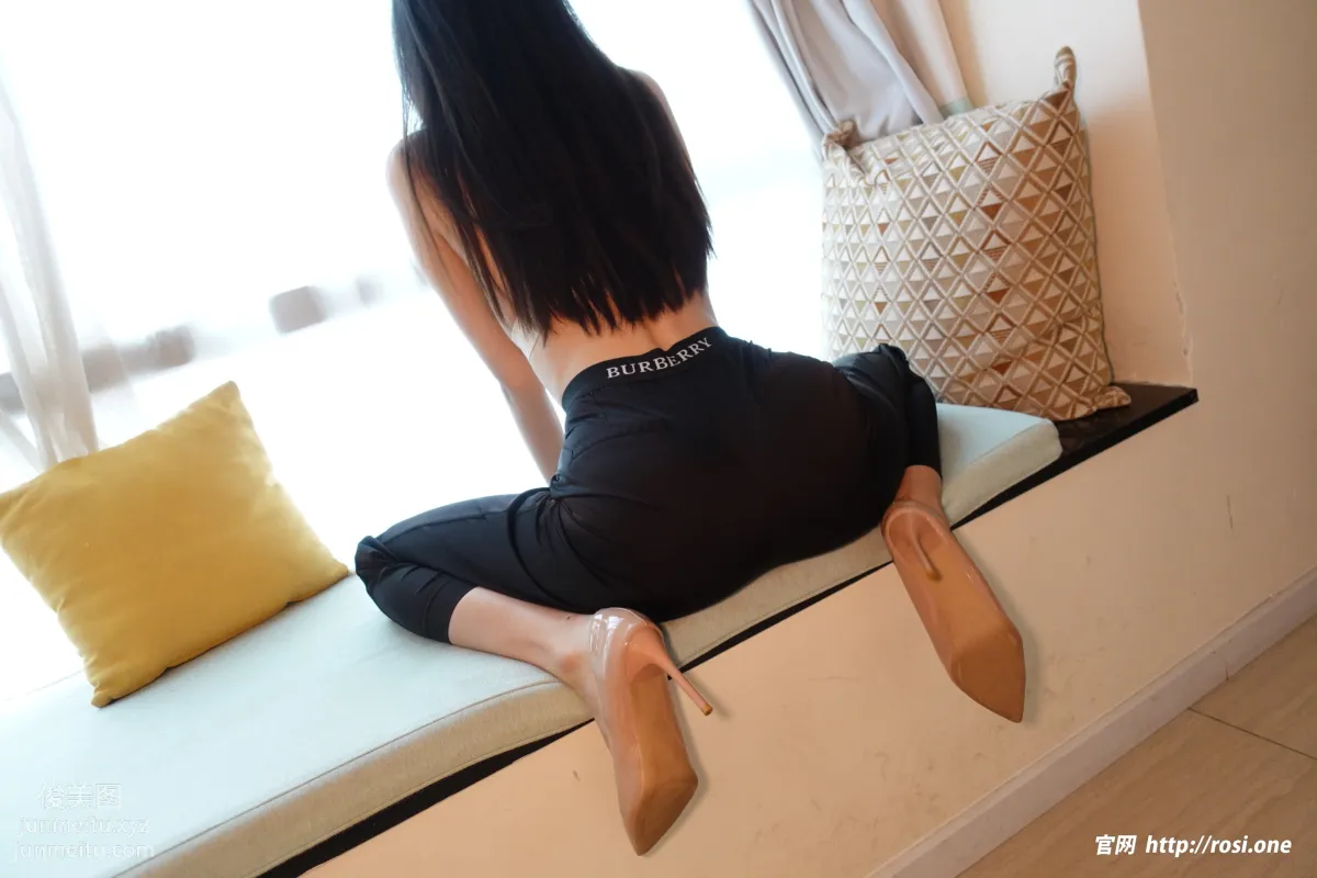 [ROSI写真]2022.11.04 NO.3987 page 136