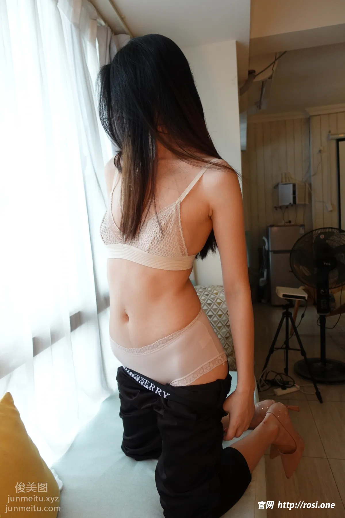 [ROSI写真]2022.11.04 NO.3987 page 178