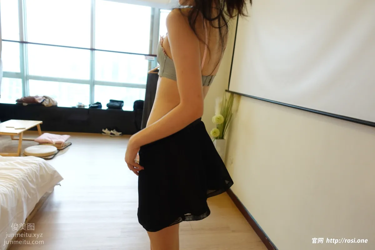 [ROSI写真]2022.11.10 NO.3993 page 55