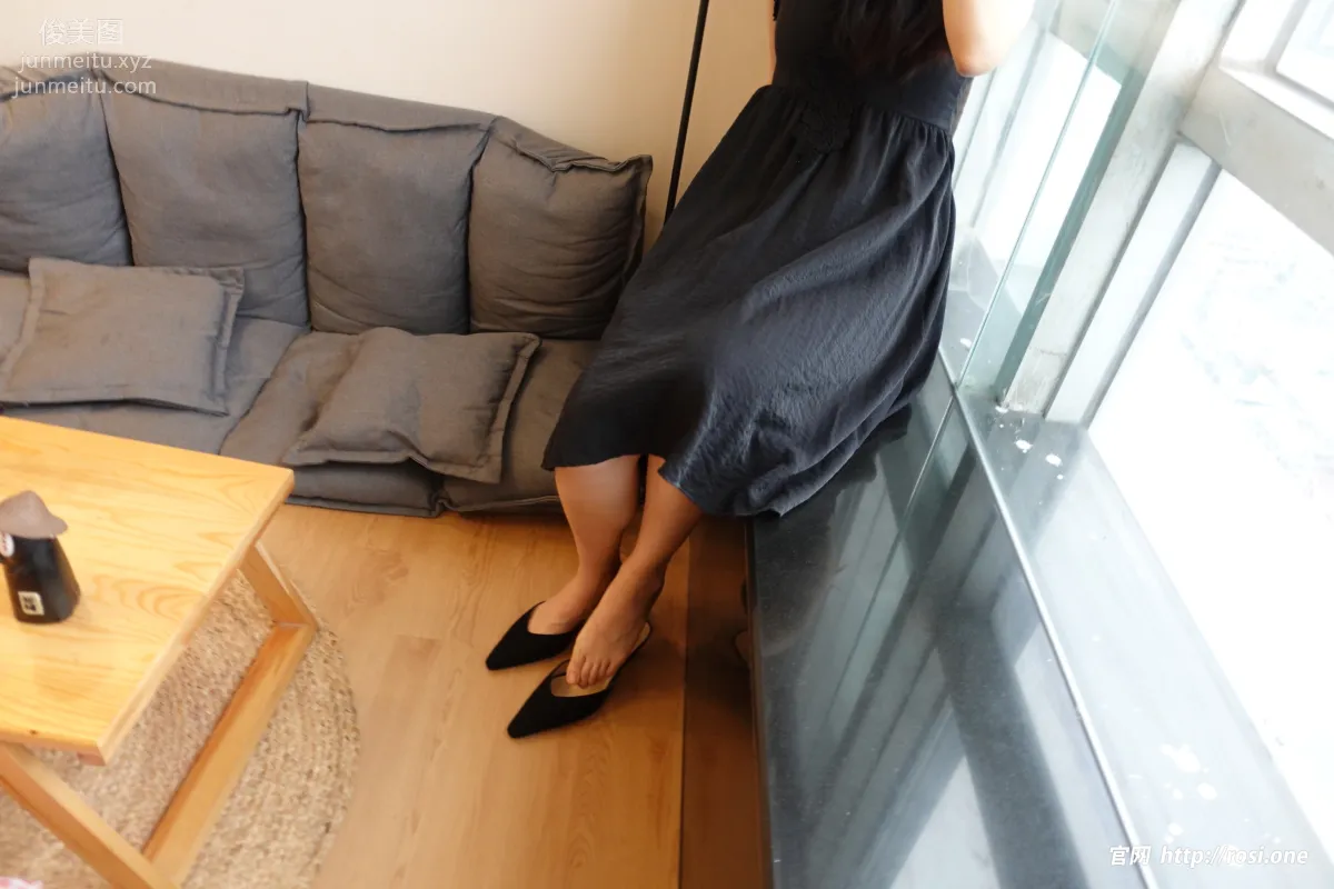 [ROSI写真]2022.11.21 NO.4004 page 5