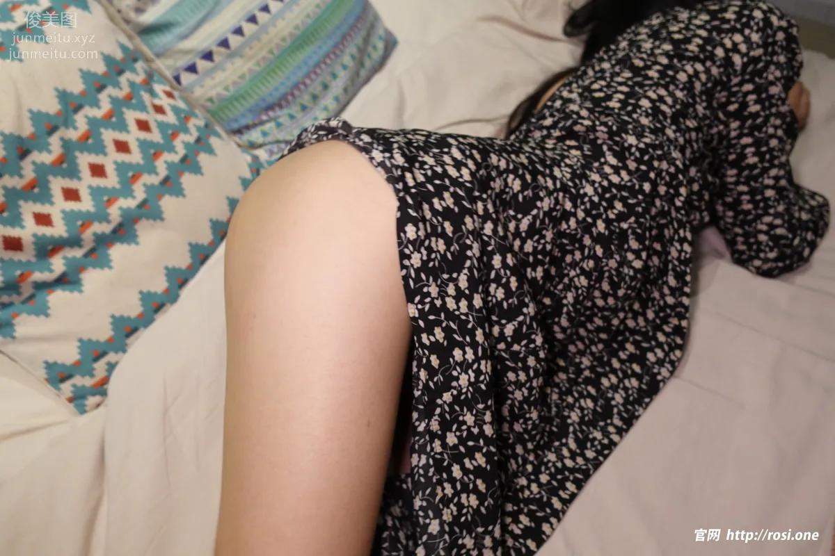 [ROSI写真]2022.11.23 NO.4006 page 35