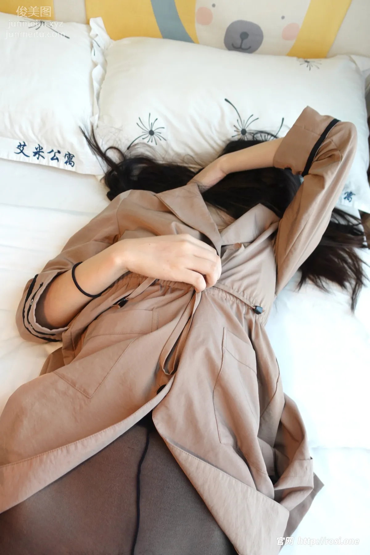 [ROSI写真]2022.11.25 NO.4008 page 40