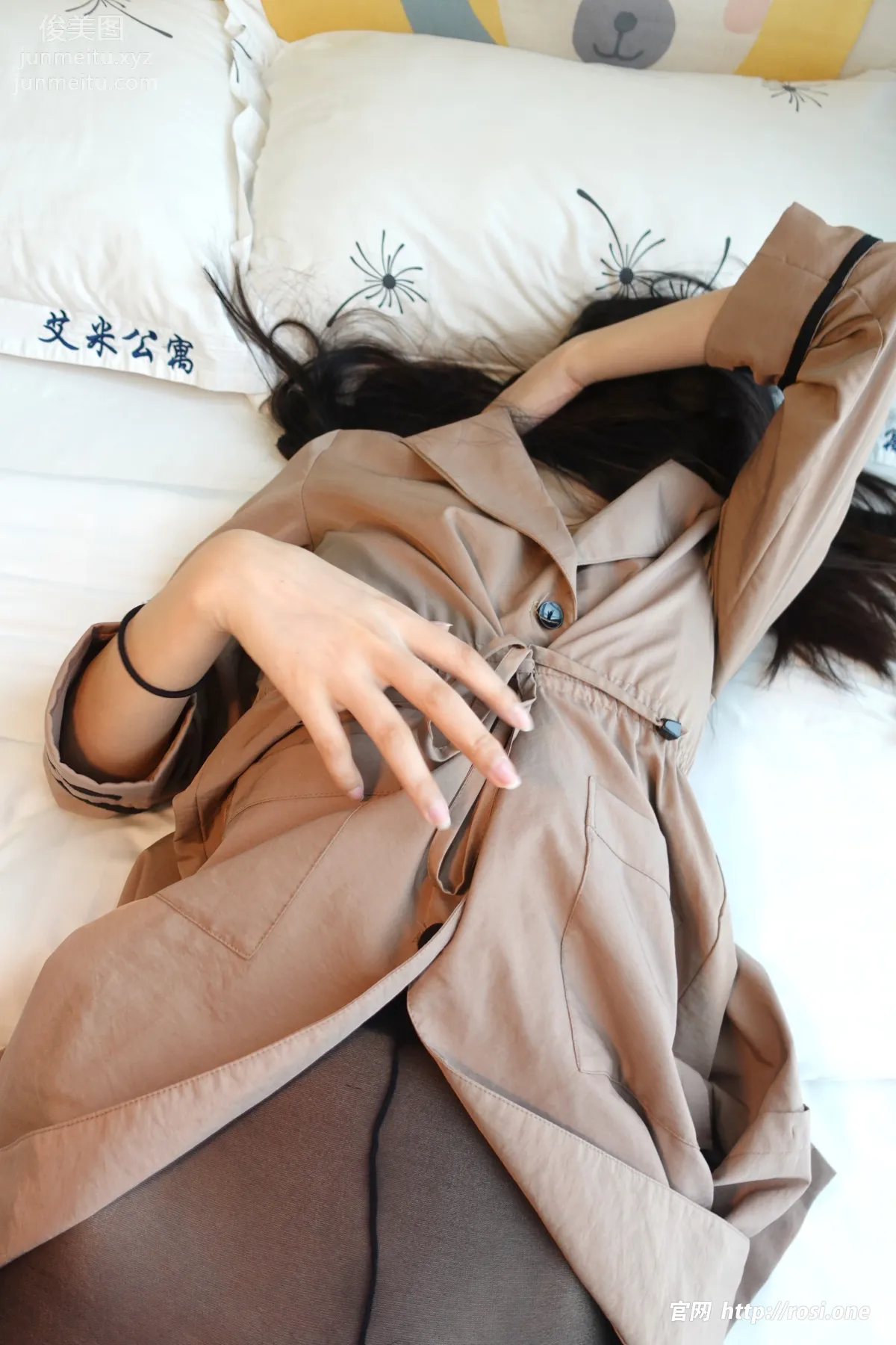 [ROSI写真]2022.11.25 NO.4008 page 42