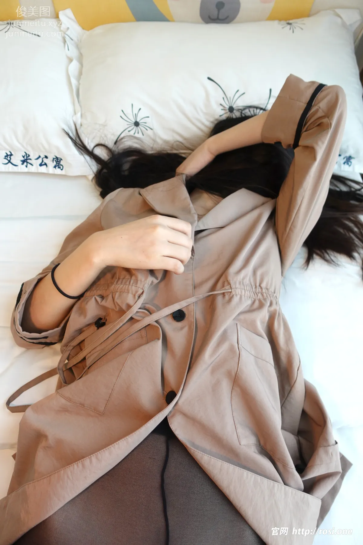 [ROSI写真]2022.11.25 NO.4008 page 49