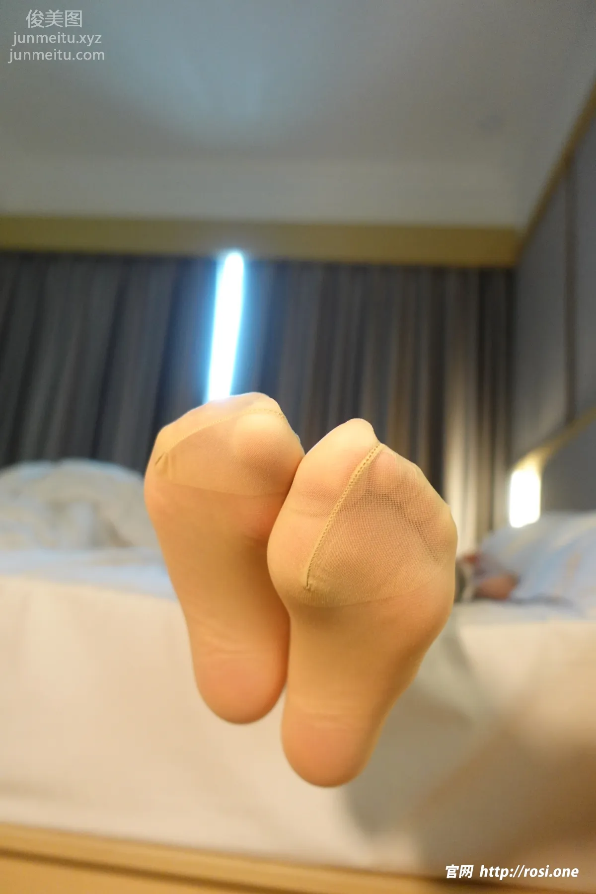 [ROSI写真]2022.12.27 NO.4040 page 303