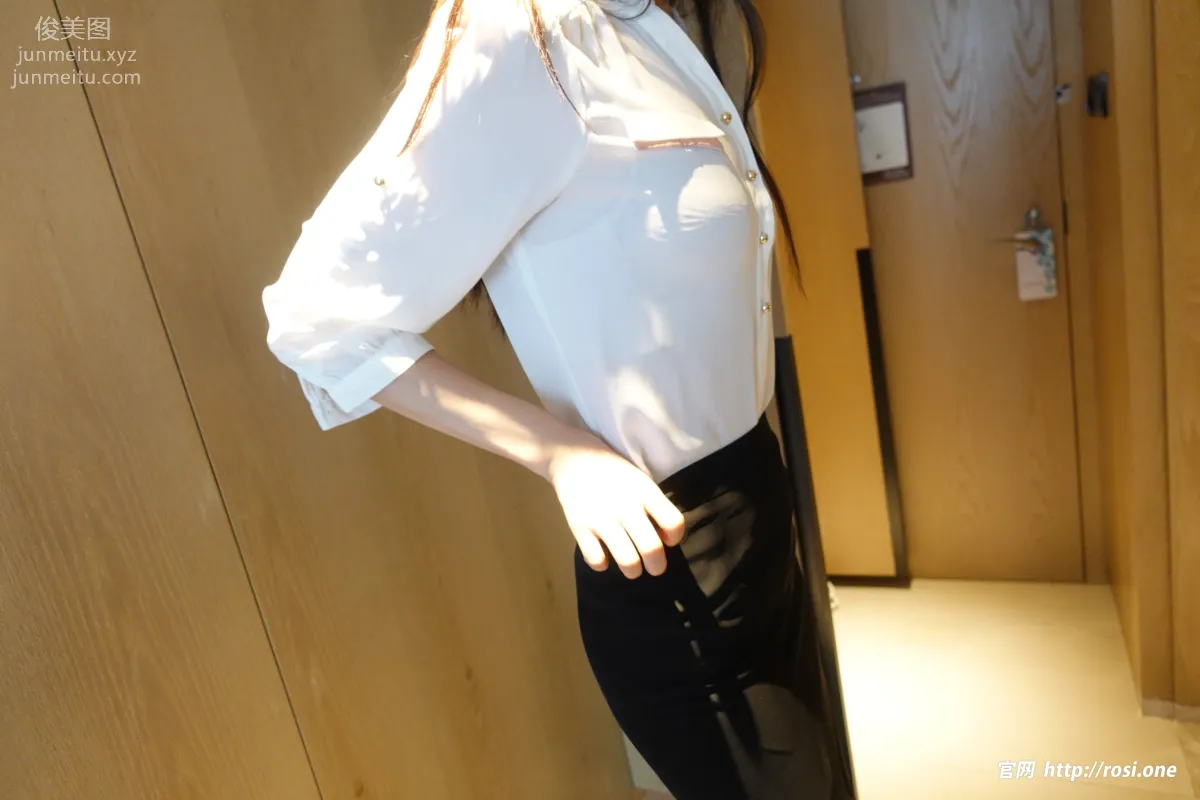 [ROSI写真]2023.01.27 NO.4071 page 55