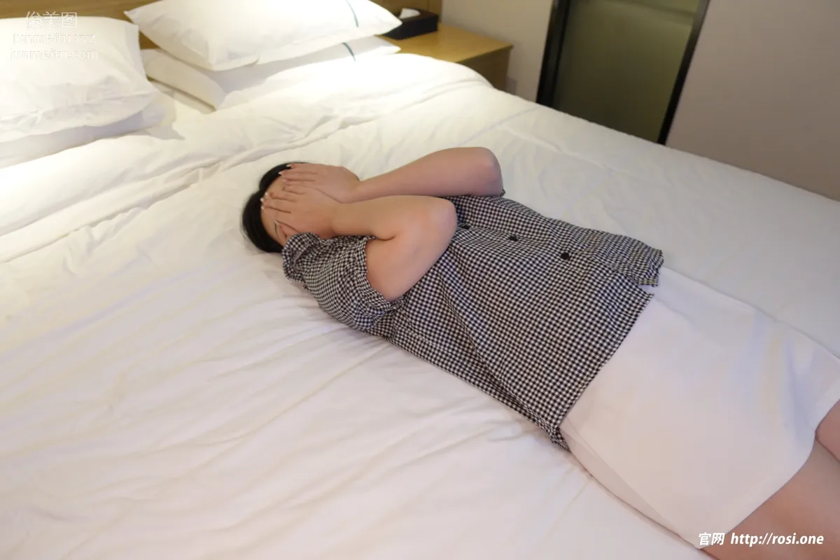 [ROSI写真]2023.02.09 NO.4084 page 190