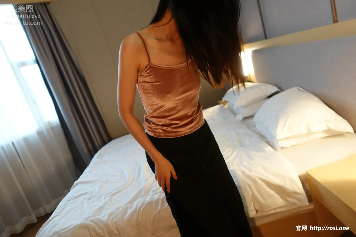[ROSI写真]2023.03.24 NO.4127 page 4