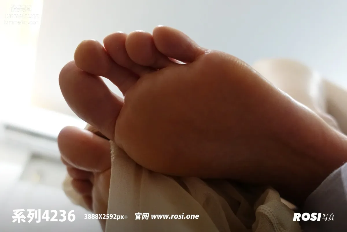 [ROSI写真]2023.07.11 NO.4236 page 125