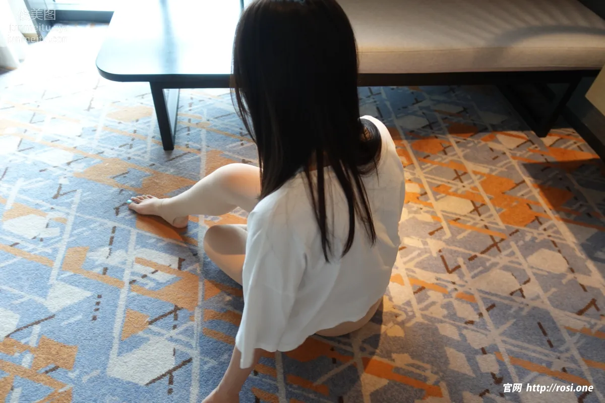 [ROSI写真]2023.07.15 NO.4240 page 74
